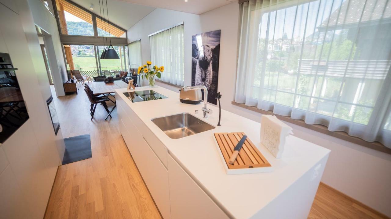 Seaside-Lodge, Top Apartment Spiez Ngoại thất bức ảnh